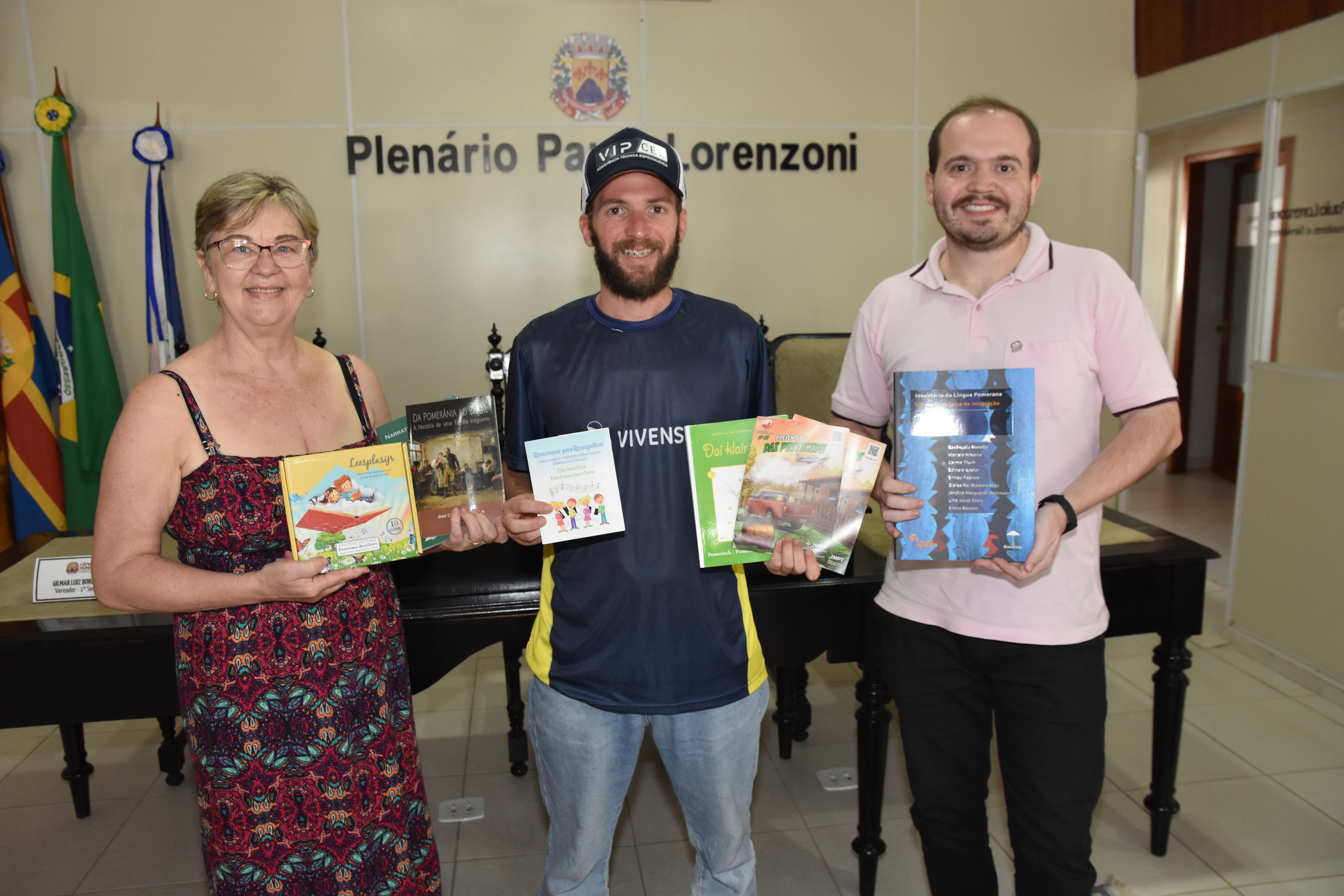 Biblioteca da Câmara de Domingos Martins recebeu novas doações